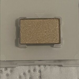 Mary Kay Moonstone Eyeshadow
